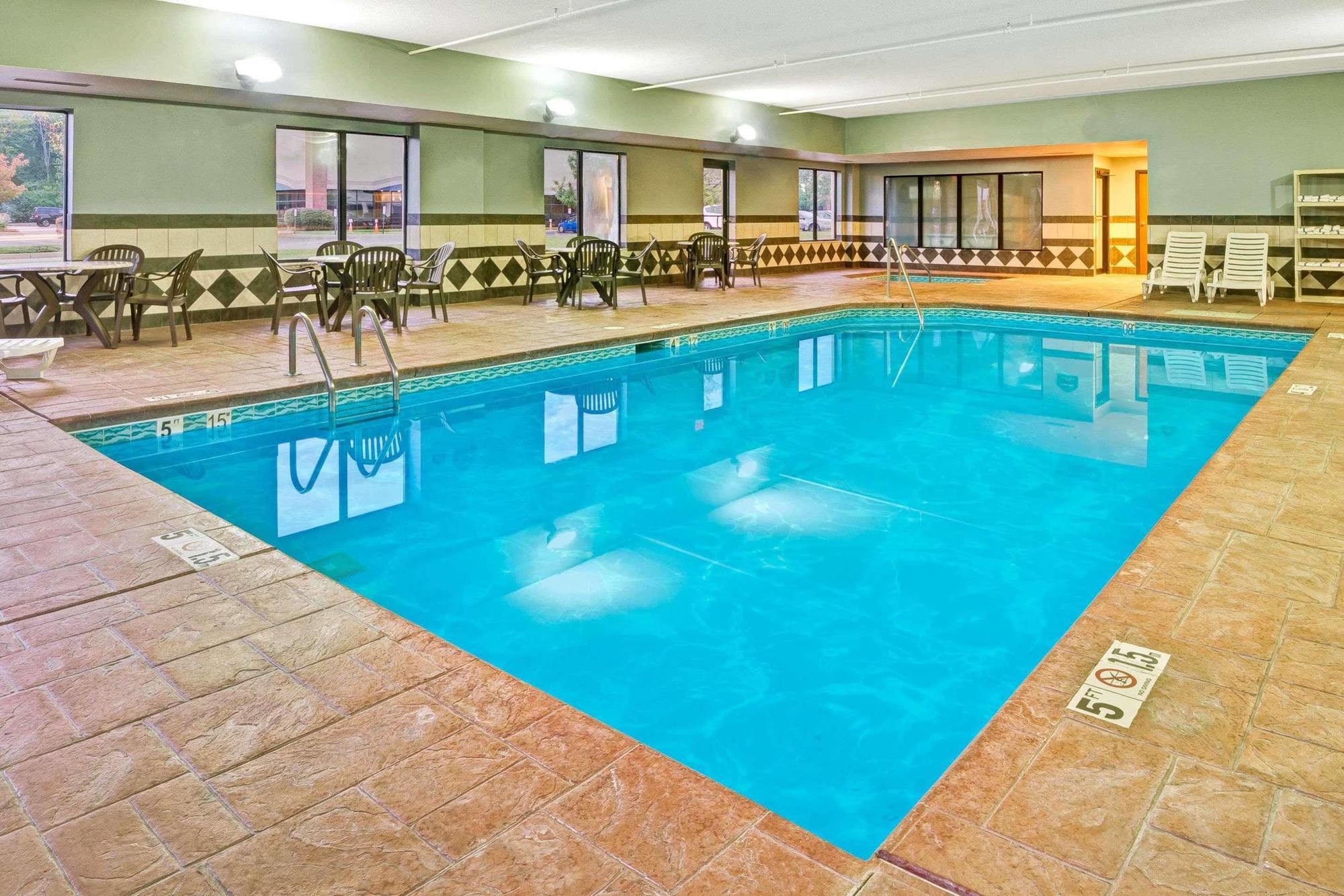 Wingate By Wyndham Cincinnati Blue Ash Exteriér fotografie